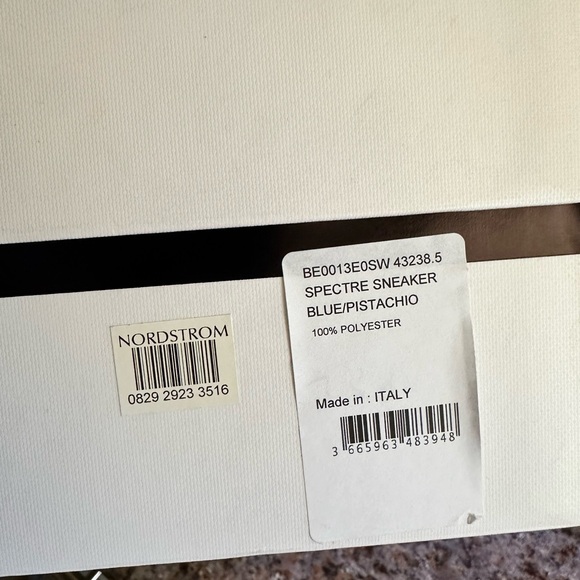 Givenchy Sneakers - Picture 7 of 9